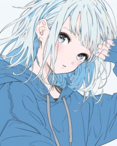 顔アップ銀髪女子０